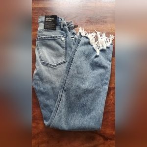 Black Orchid Jeans 👖  Vintage Rehab